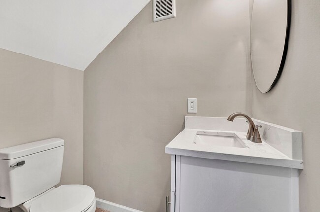 Building Photo - Charming 4 Bedroom Haven in Laurens