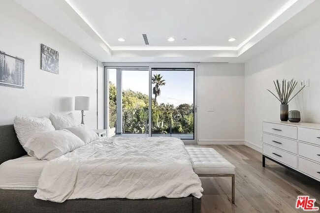 Building Photo - 16132 Alcima Ave