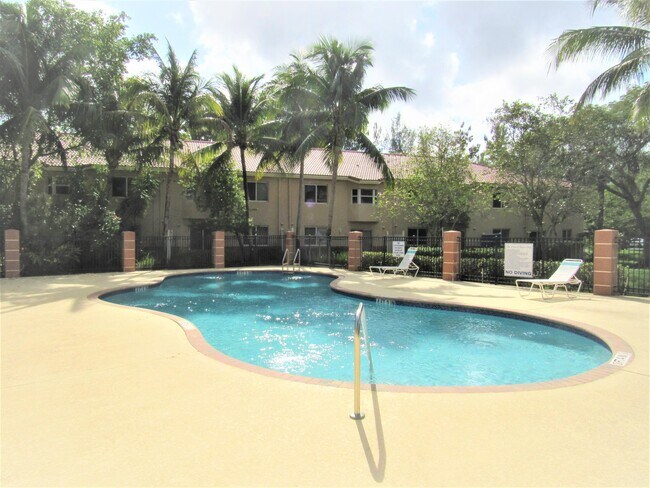 Building Photo - 3810 N Jog Rd