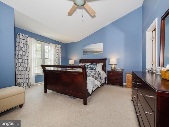 Building Photo - 9419 Steeple Ct