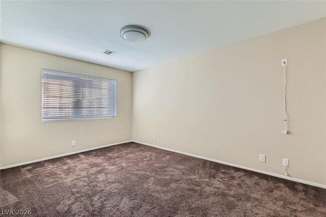 Building Photo - 7624 Desert Largo Ave