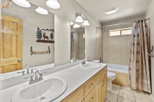 Building Photo - 307 Heath Dr
