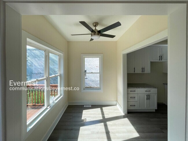Building Photo - 516 New Bern Ave