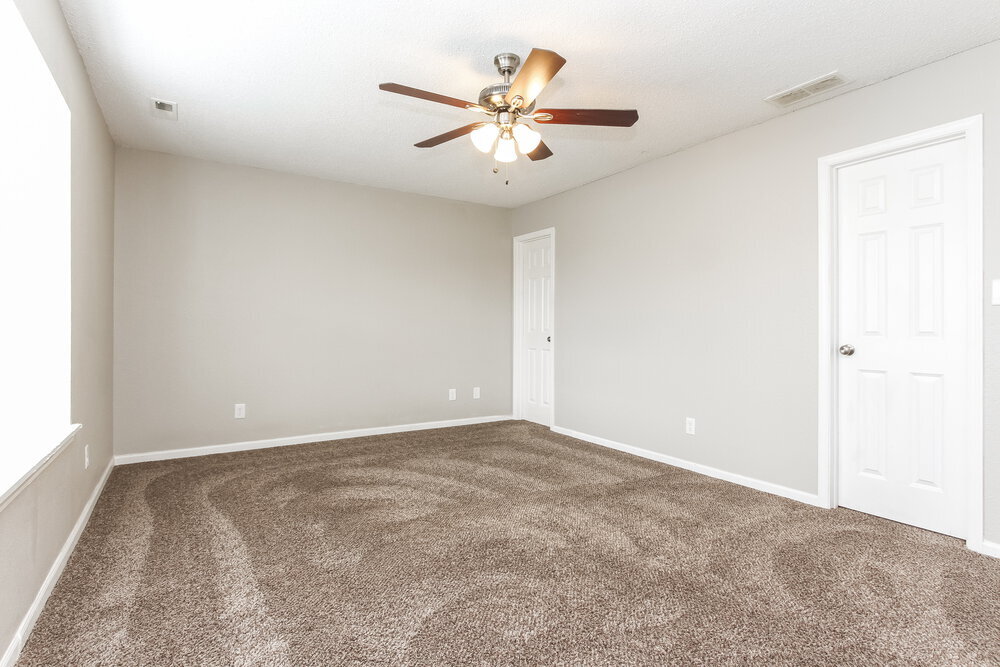 Building Photo - 6337 River Valley Way