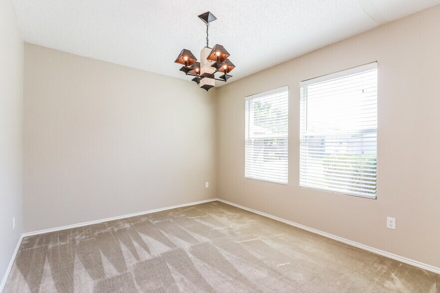 Building Photo - 4208 Hunters Creek Dr