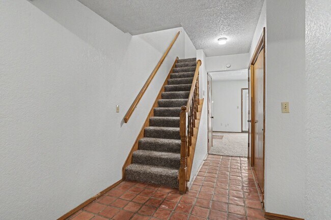 Building Photo - 1300 N Rockwell Ave
