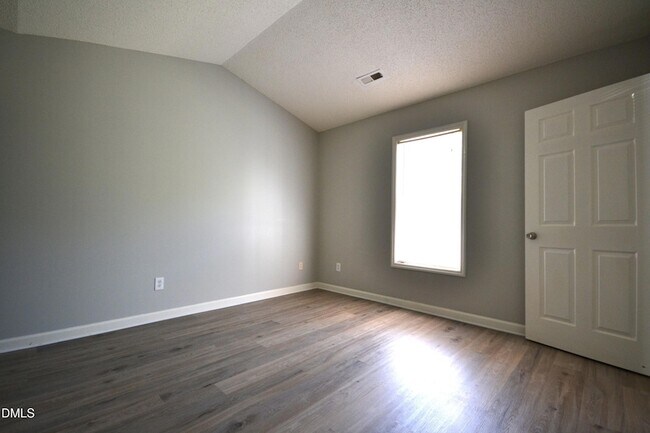 Building Photo - 17 Brantley Cir