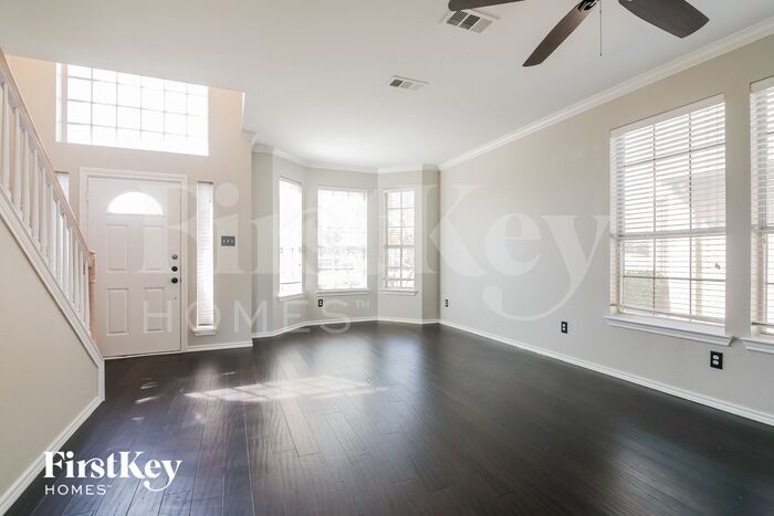 Building Photo - 6605 Sandgate Dr