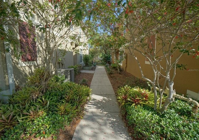 Building Photo - 6741 Breezy Palm Dr