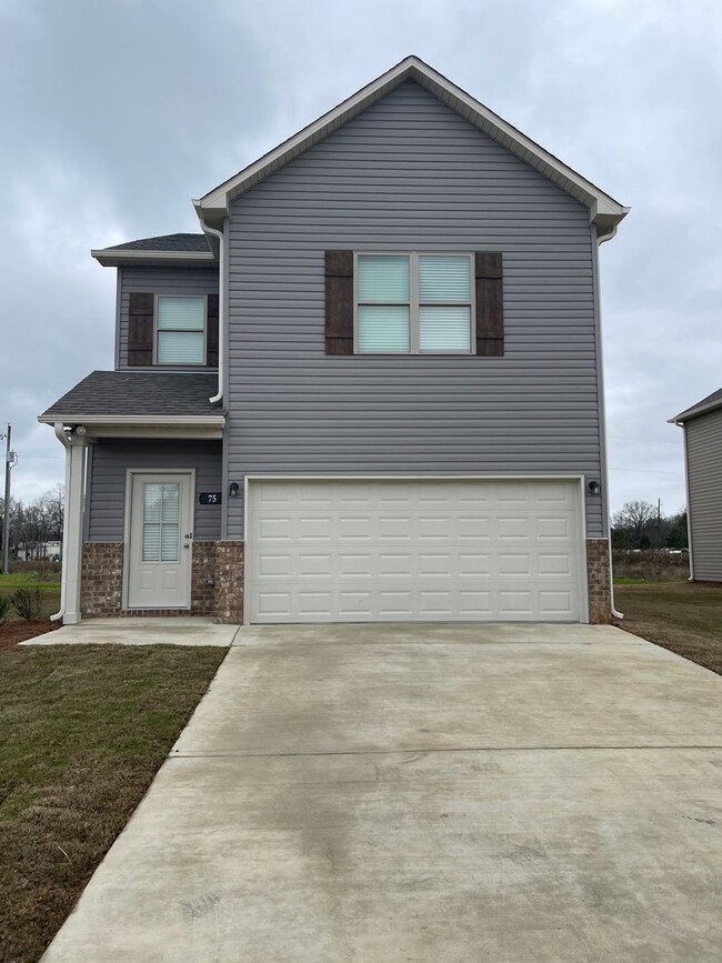 Building Photo - Home for Rent in Oak Grove, AL!! Available to View Now!!!