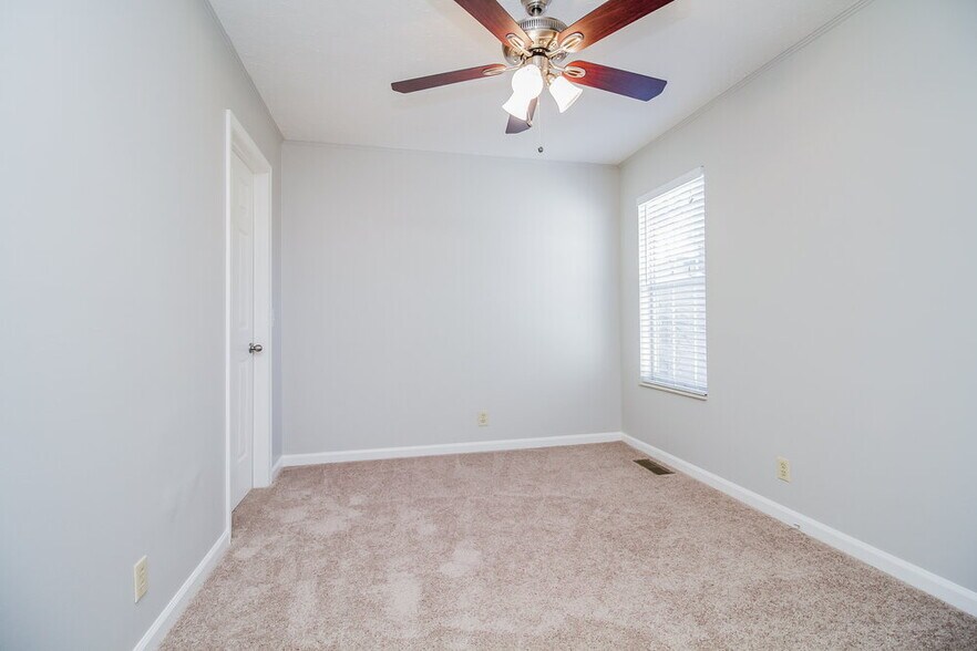 Building Photo - 3512 Dove Creek Rd