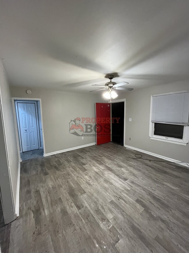 Building Photo - 2227 Georgia St