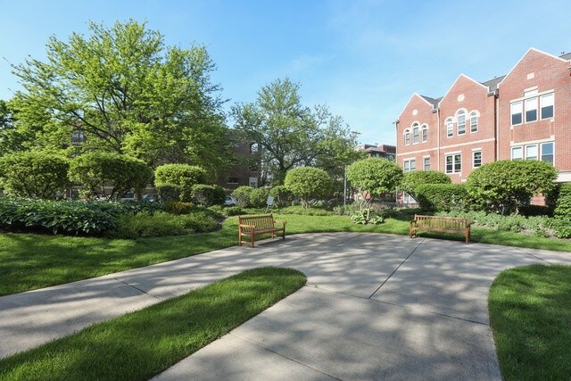 Building Photo - 5200 S Ellis Ave