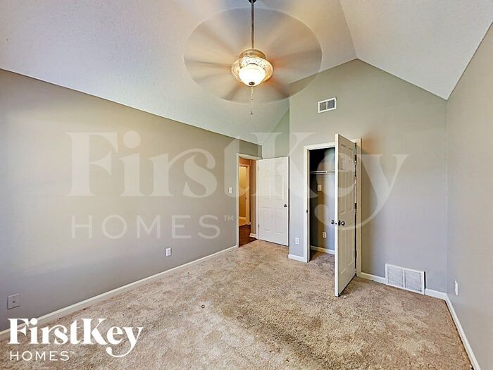 Building Photo - 7965 Freehold Cove