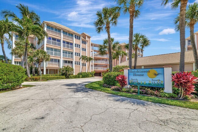 Primary Photo - 1555 NE Ocean Blvd