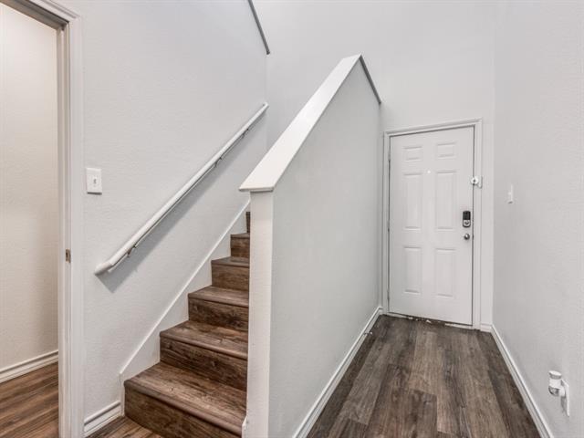 Building Photo - 1940 Melrose St