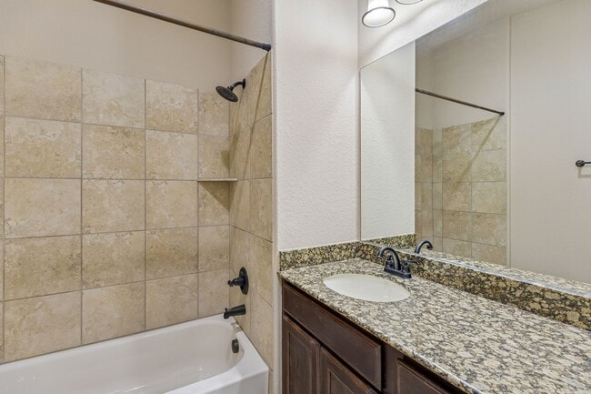 Building Photo - 944 Wilderness Oaks