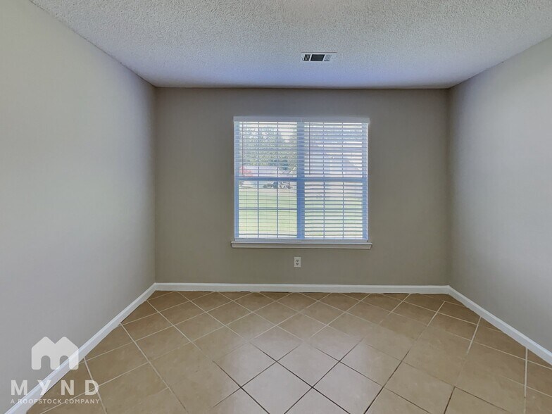 Building Photo - 3668 Jervis Ct