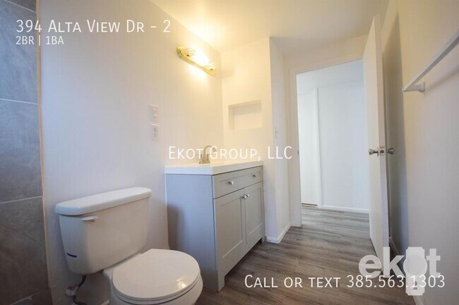 Building Photo - 394 Alta View Dr
