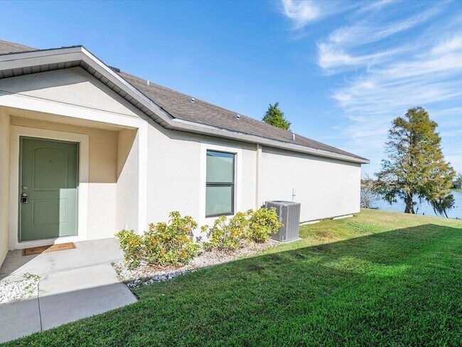 Building Photo - 5555 Maggiore Blvd