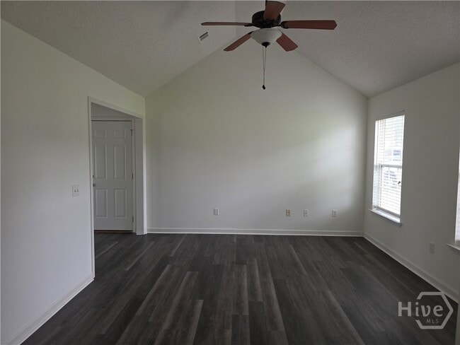 Building Photo - 212 Bailee Ave