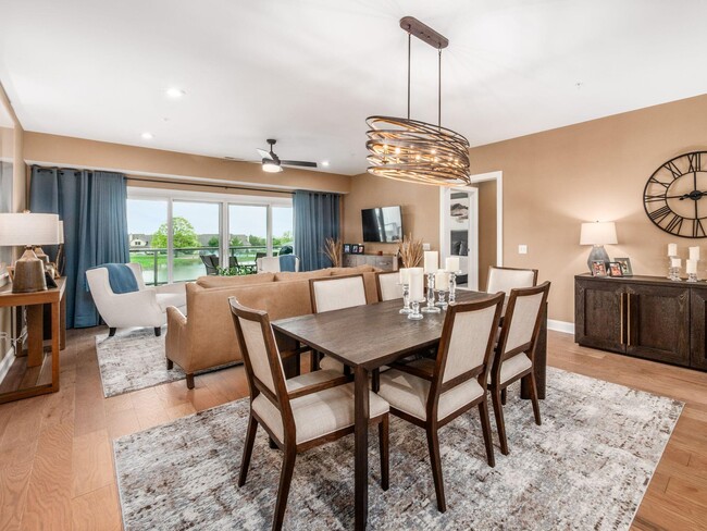 Building Photo - 5211 Highpointe Lakes Dr
