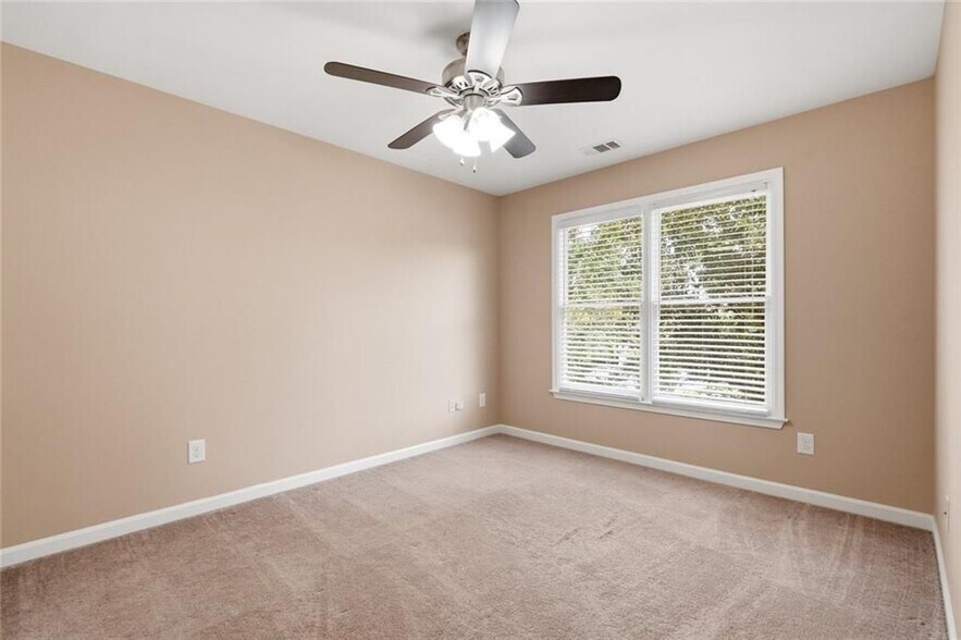 Building Photo - 3475 Golfe Links Dr
