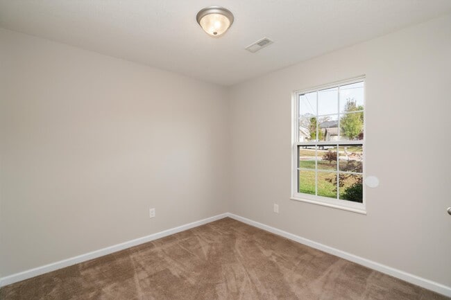 Building Photo - 5117 Cattail Ln