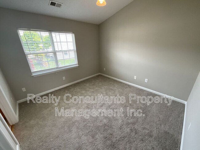 Building Photo - 4612 Cross Ridge Ln