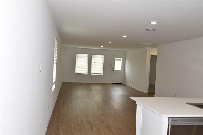 Building Photo - 18931 Panzini Dr