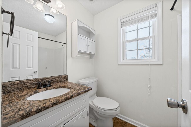 Building Photo - 3269 Tabby Dr