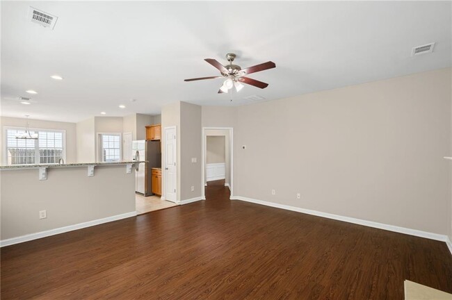 Building Photo - 1346 Dukes Creek Dr