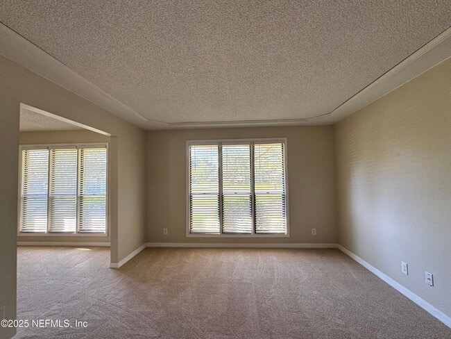 Building Photo - 2052 Pompano Pkwy
