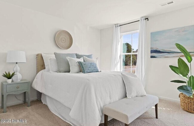 Building Photo - 3095 Day Dream Ln
