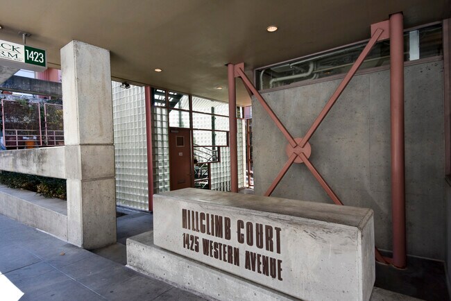 Building Photo - 1425 Western Ave