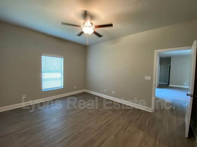 Building Photo - 17457 Billiar Ave