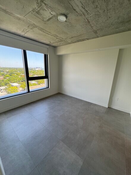 3rd Bedroom - 138 NW 31st St