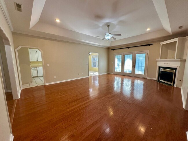 Building Photo - Timberline Meadows