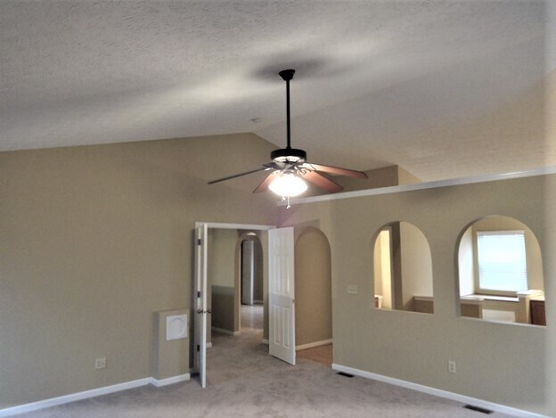 Building Photo - 523 Riverby Lane