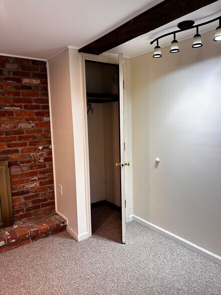 Building Photo - 1201 S 24th St