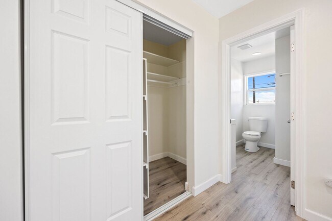 Building Photo - 6321 Gretna Ave