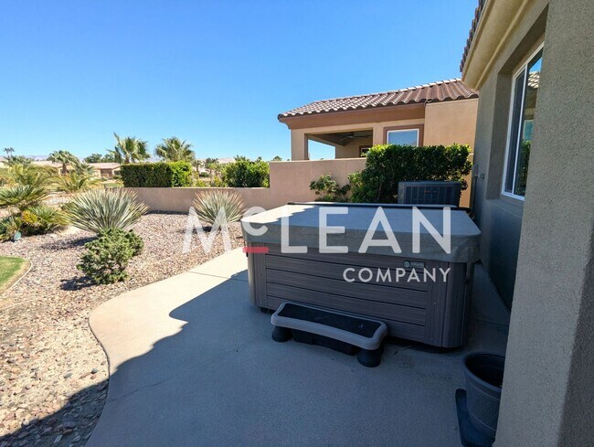 Building Photo - Luxury Desert Living in Desert Princess Co...