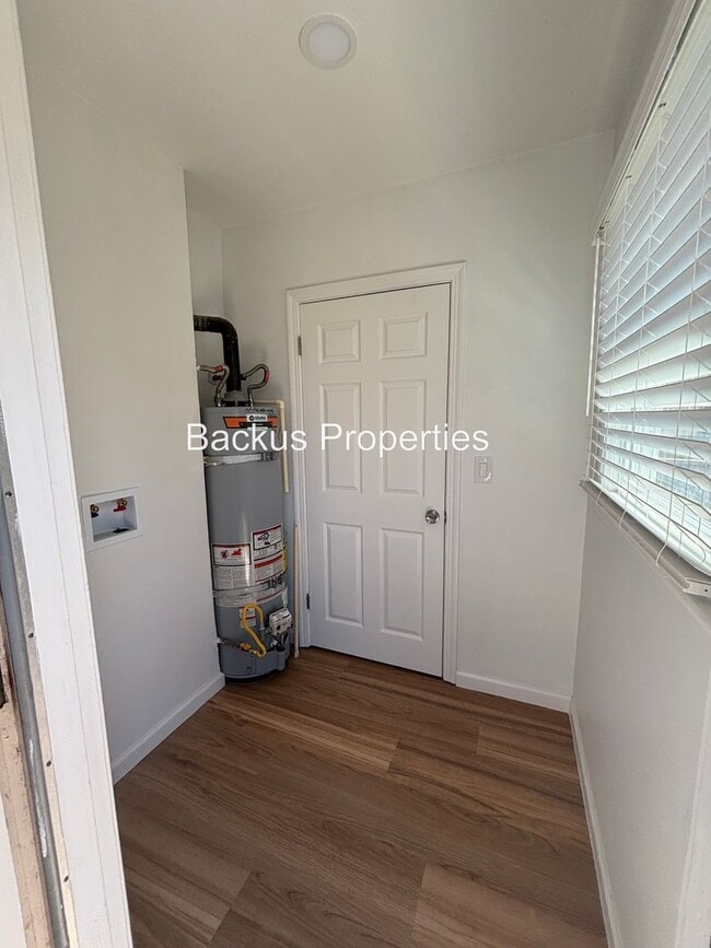 Building Photo - Newly remodeled cottage in South Salinas