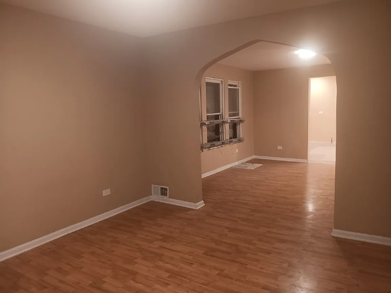 Building Photo - 5001 W Chicago Ave