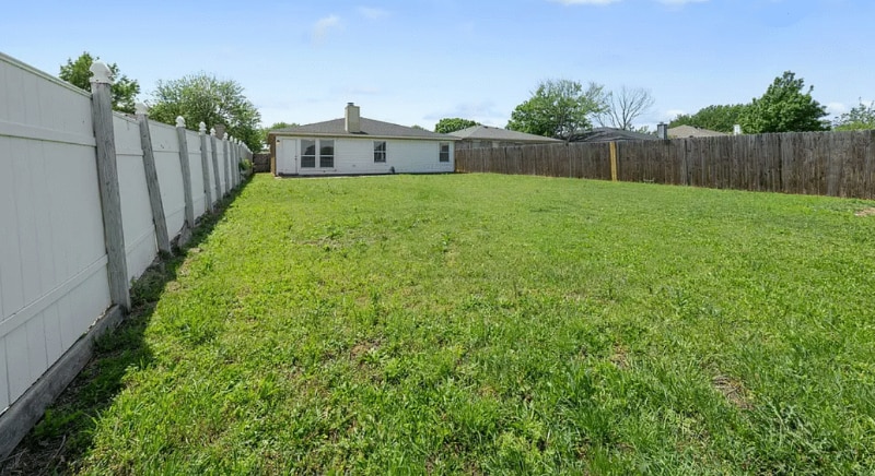 Building Photo - 7953 Gardengate Ln