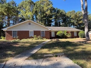 Building Photo - 454 Lexington Dr