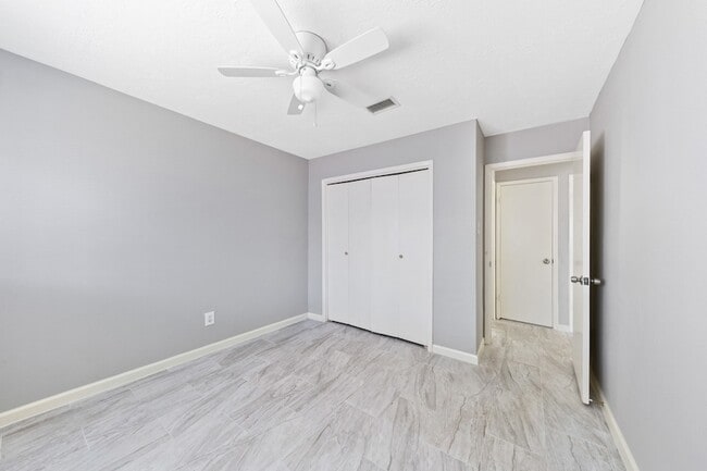 Building Photo - 10635 Autumn Meadow Ln