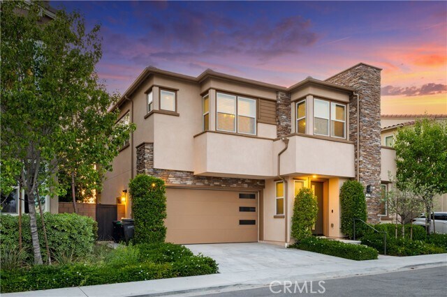 Building Photo - 545 Serrano Summit Dr