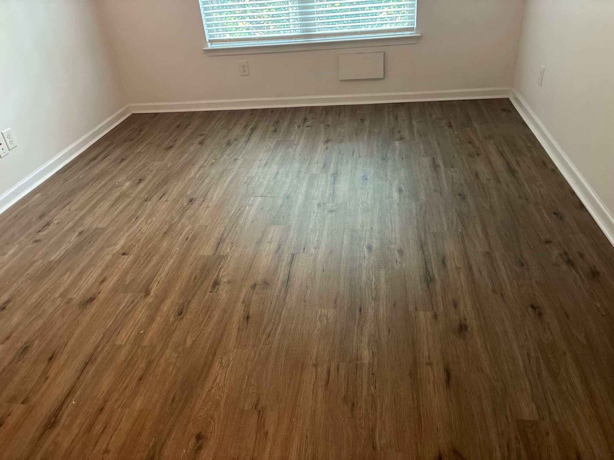 Building Photo - Room in Townhome on Bayrose Cir