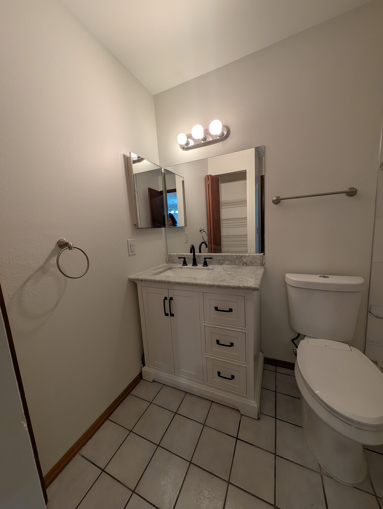Building Photo - 517 Bearded Oaks Cir